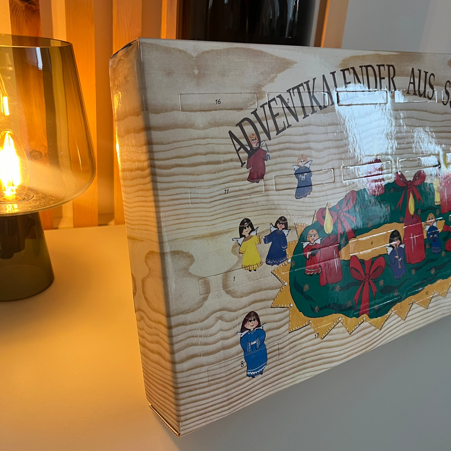 Südtiroler Adventskalender – 24 bedruckte Holzscheibchen für festliche Weihnachtsdekoration